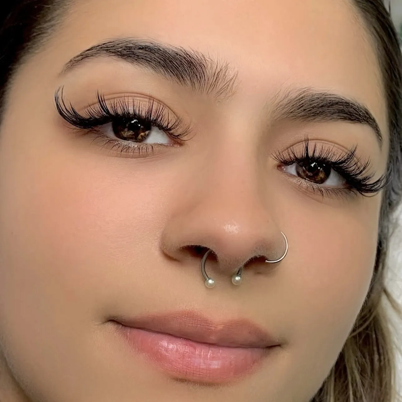 Wispy cat eye lash extensions Orange County - Professional Russian volume lashes OC results